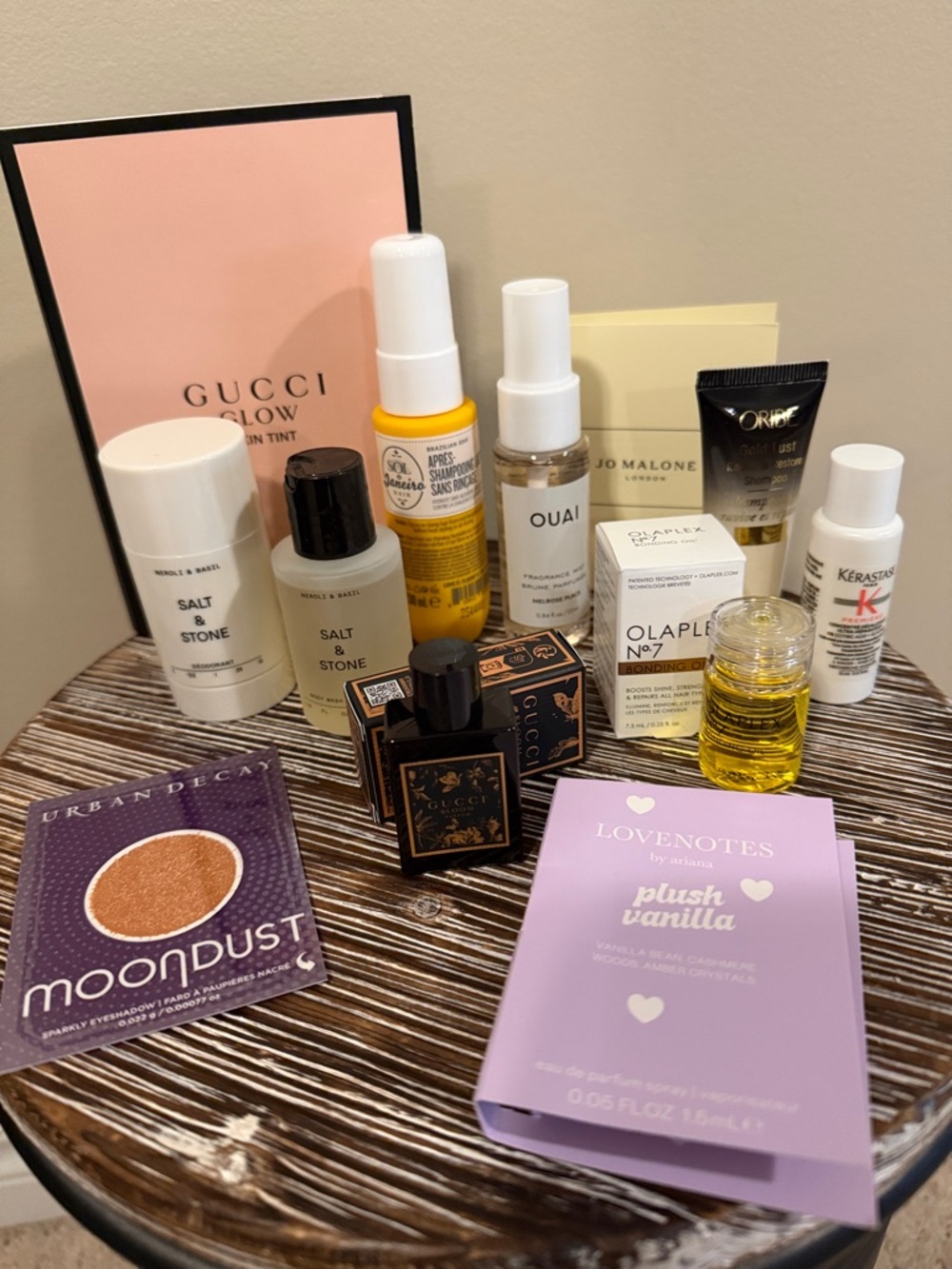 Gucci Mini Fragrance & Beauty Sample Set